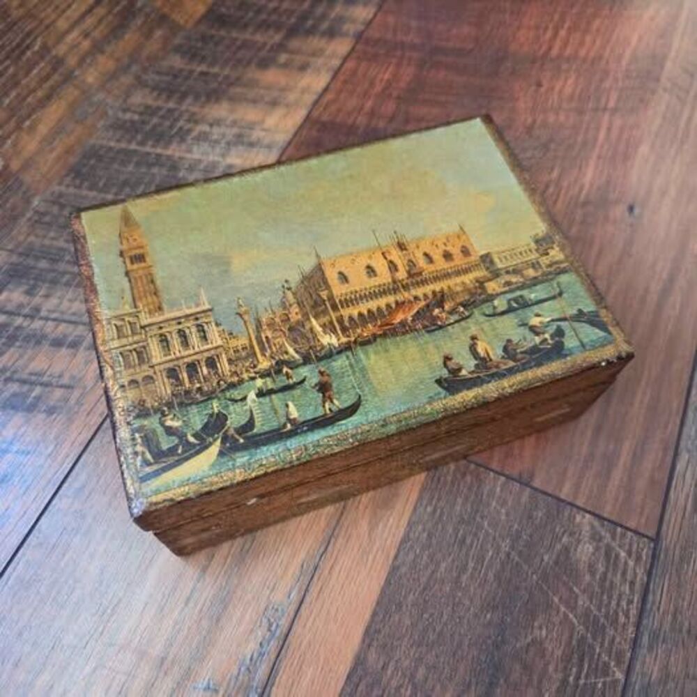 Vtg Print on Wood Trinket Box of Canaletto's St Mark Square Venice Italy Paintin